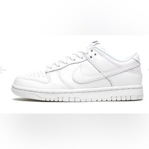 Nike Dunk Low “triple white”